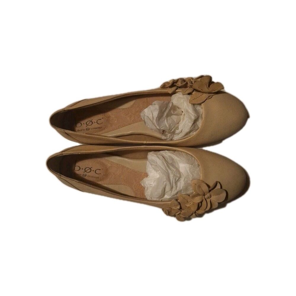 BOC Born Cream Gold Ballet Flats Slip On Shoes Leather Flower Women's US 7.5